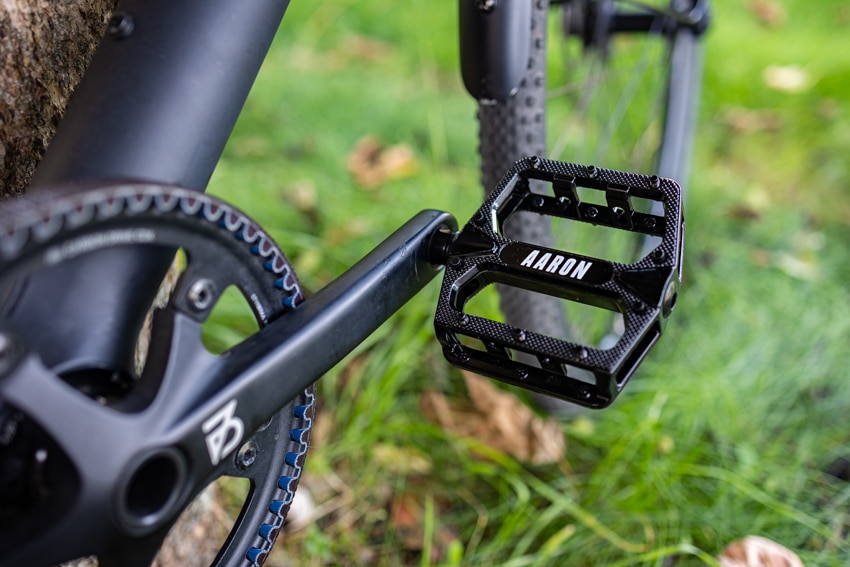 Aaron Rock MTB Fahrradpedale am E-Bike montiert