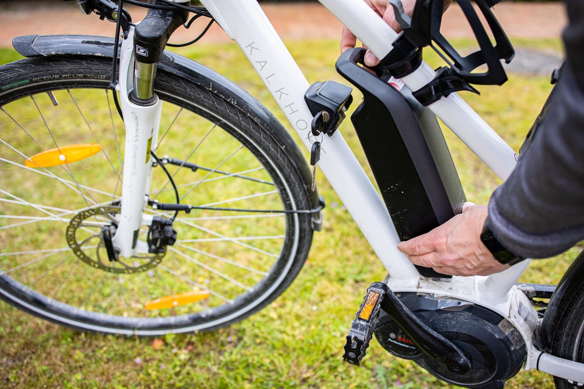 Fahrradträger Test – abbauen aller nicht relevanten Fahrradteile erhöht die Sicherheit