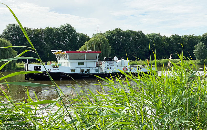 Schiffe auf der Weser